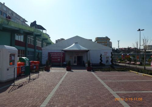 2013 / ICE RINK IN FATIH / 