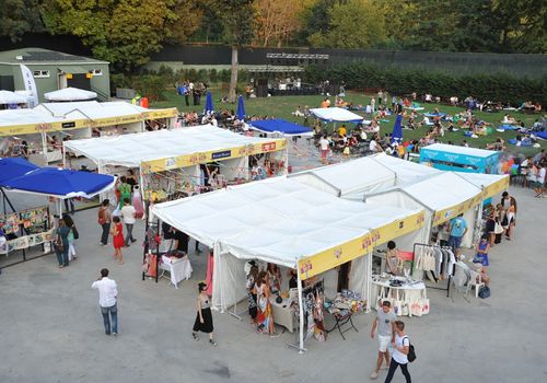 2013 / GARDEN SALE IN KUCUKCIFTLIKPARK / 