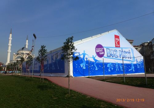2013 / ICE RINK IN GUNGOREN / 