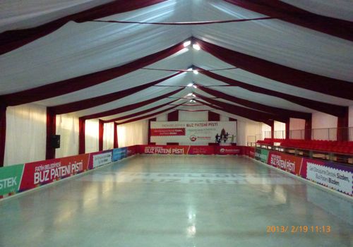 2013 / ICE RINK IN FATIH / 