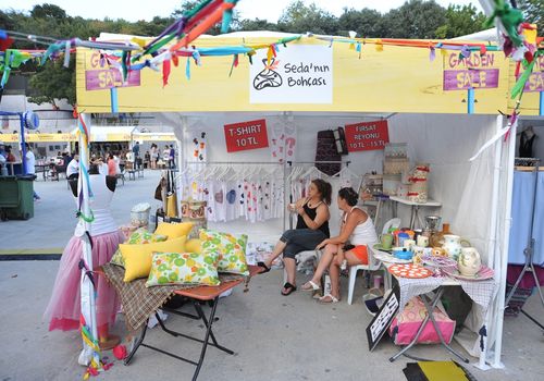 2013 / GARDEN SALE IN KUCUKCIFTLIKPARK / 