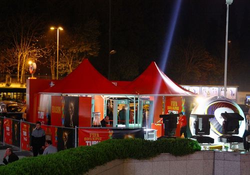 2010 / CEVAHİR AVM'DE COCA COLA ÇADIRLARI / 