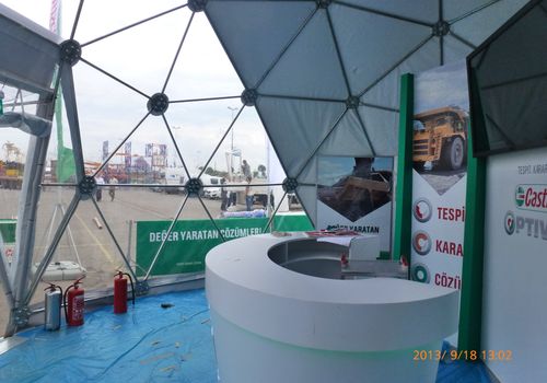 2013 / CASTROL STAND IN PENDIK / 